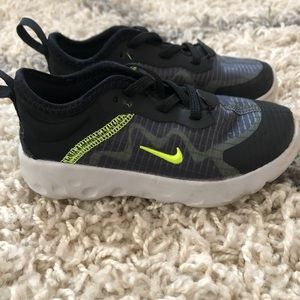 Boy’s Nike Sneakers